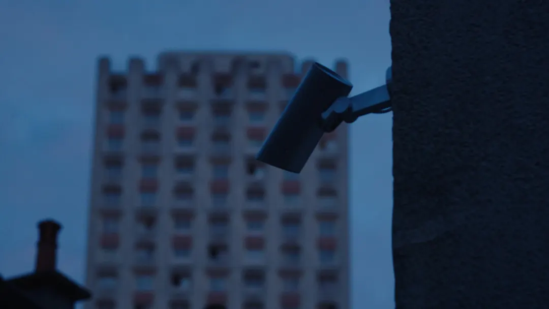 CAM EST LÀ — 11