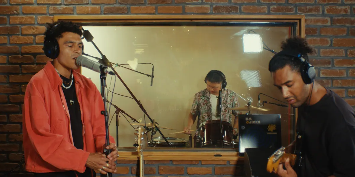 Live Session — Photogramme 3 sur 9